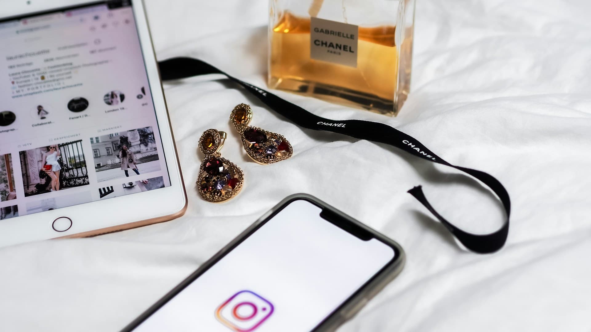 Cover Image for How to Start an Online Store with Just an Instagram Page